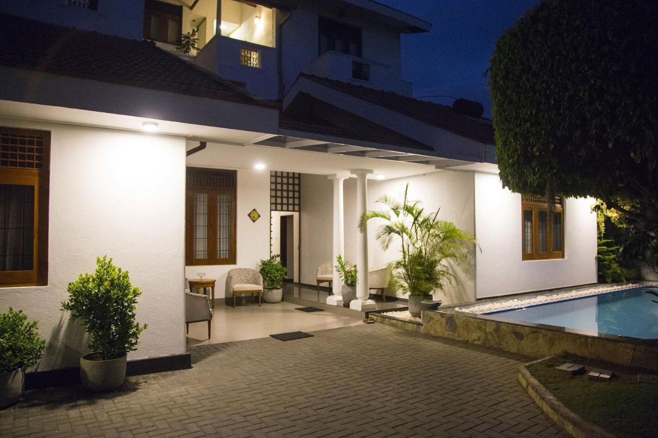 Suriya Arana Bed and Breakfast Negombo Eksteriør billede