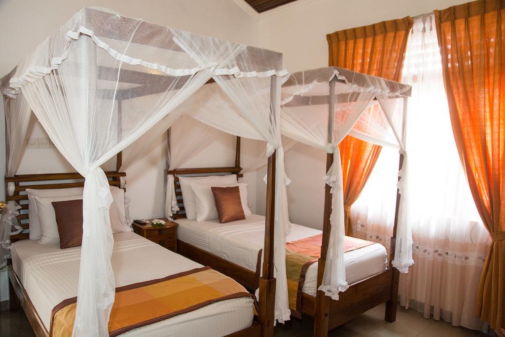 Suriya Arana Bed and Breakfast Negombo Eksteriør billede