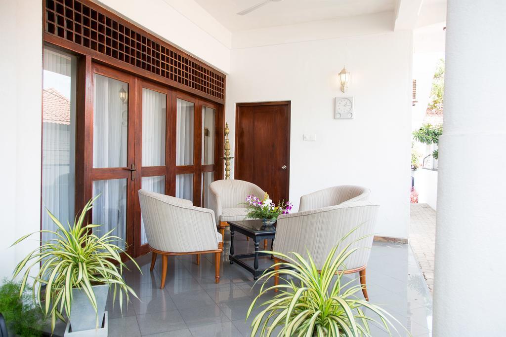 Suriya Arana Bed and Breakfast Negombo Eksteriør billede