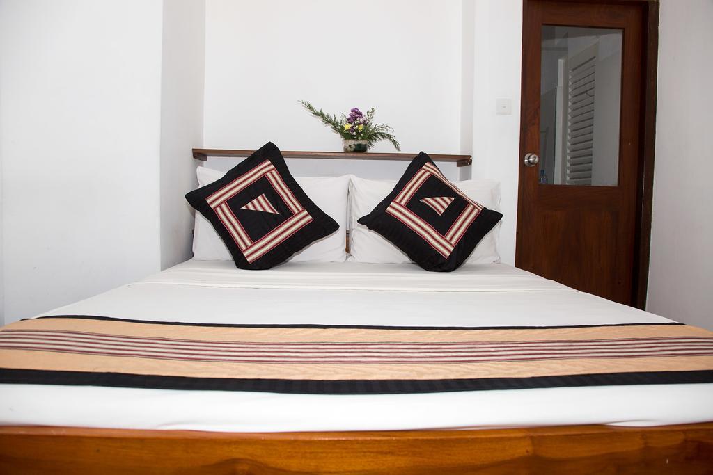 Suriya Arana Bed and Breakfast Negombo Eksteriør billede