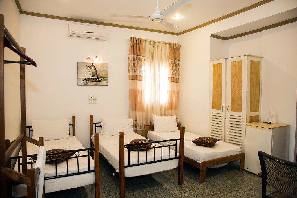 Suriya Arana Bed and Breakfast Negombo Eksteriør billede