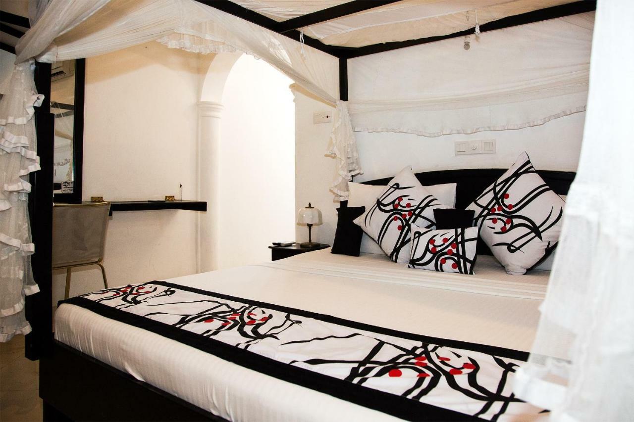 Suriya Arana Bed and Breakfast Negombo Eksteriør billede